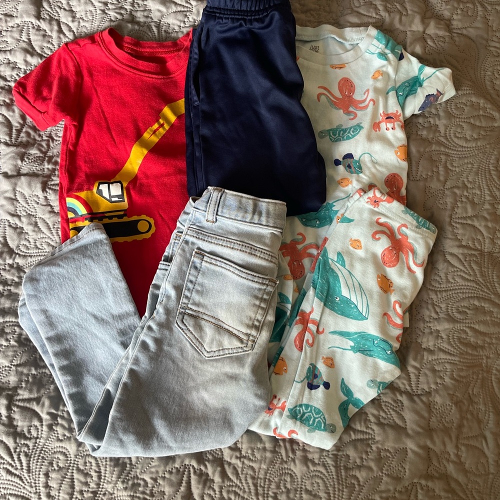 Boys Colorful Clothing Set Size 4T